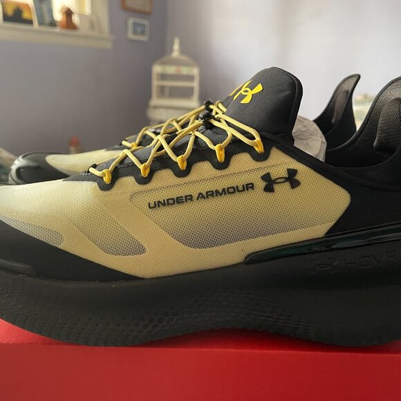 Under Armour Nova Slip on Men's Sneakers Size 11 NIB SALE!! (RETAIL 160) - Picture 6 of 9